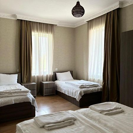 Geo Inn Степанцмінда Екстер'єр фото